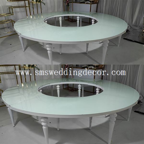 Round Tables At Wedding Reception Round Tables At Wedding Reception