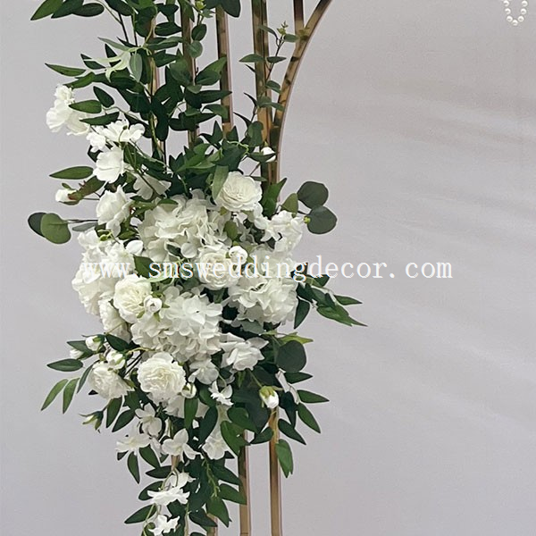 wedding trellis flowers